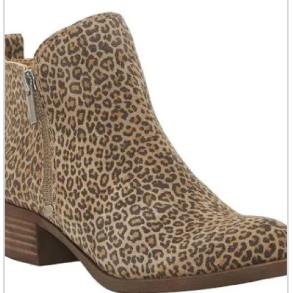 LUCKY BRAND  
Women’s leopard Ankle Boots